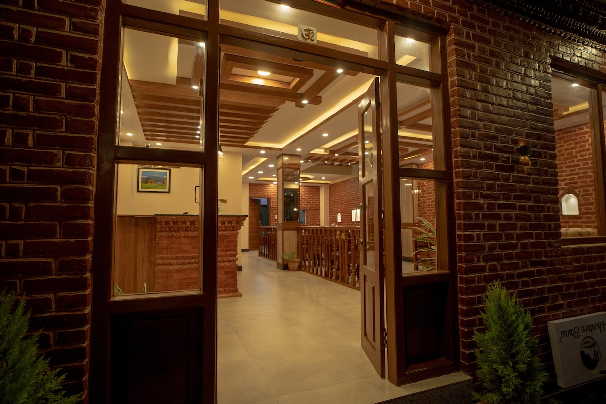 Single Room in Kathmandu Madhuban Hotel — photo