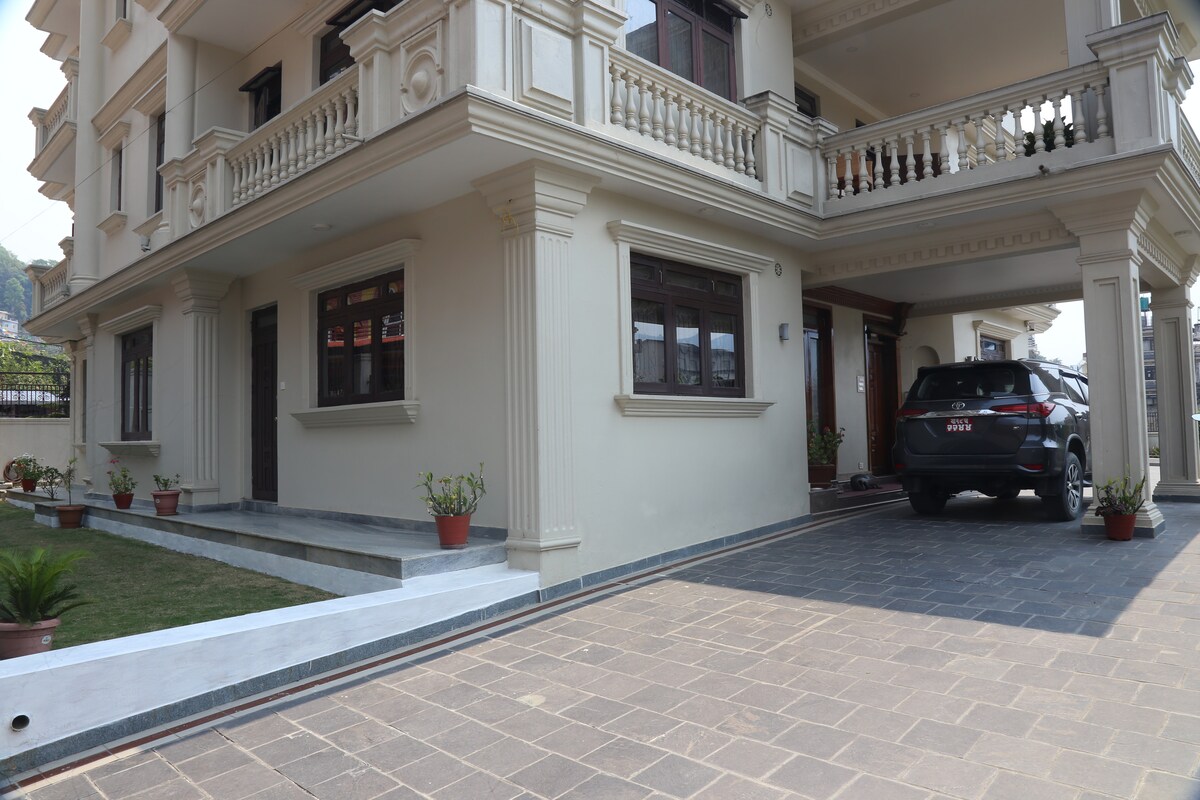 Pokhara Holiday Tourist Apartment — photo