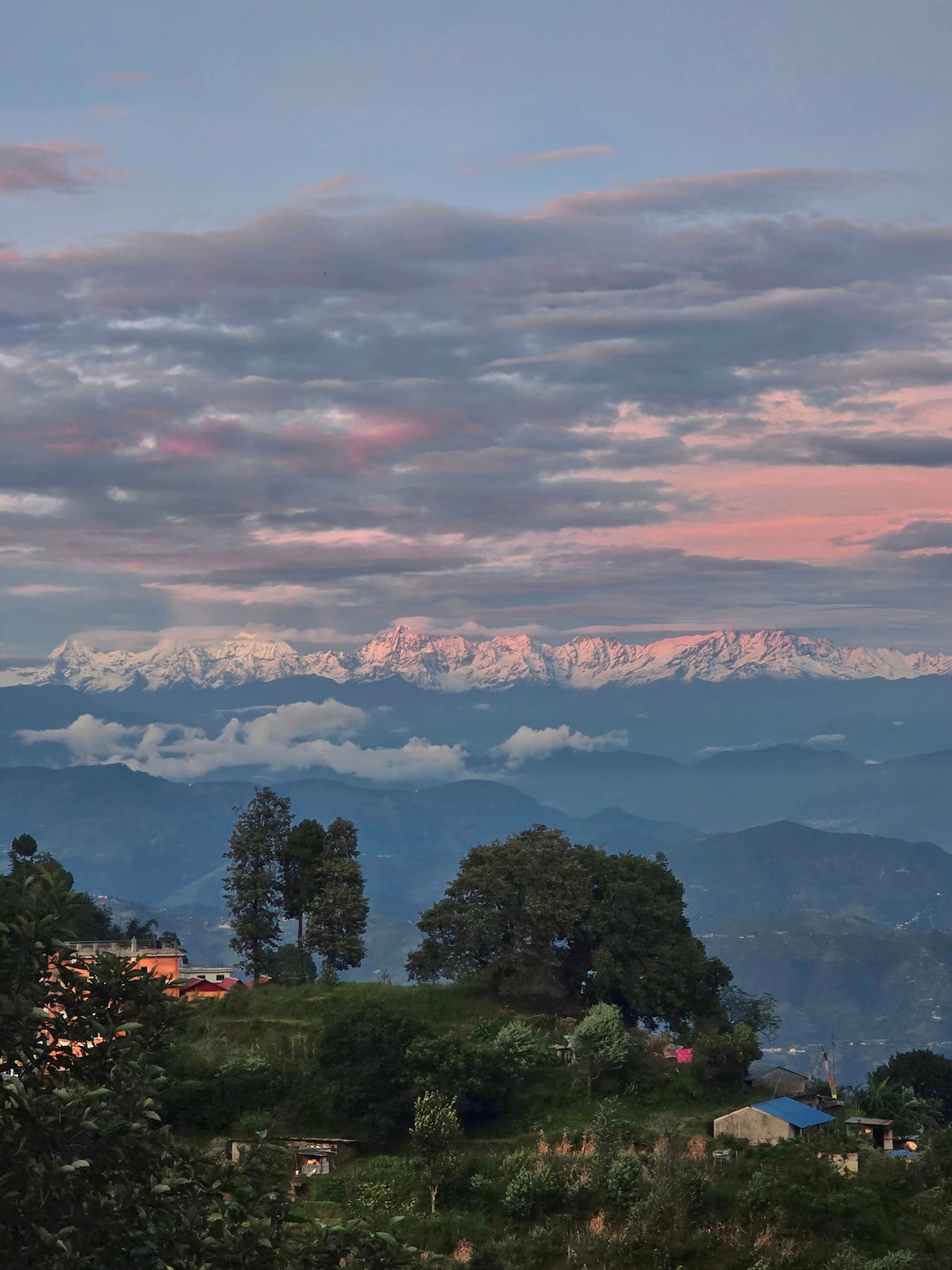 Cozy Studio w/ Kitchenette in Nagarkot — photo