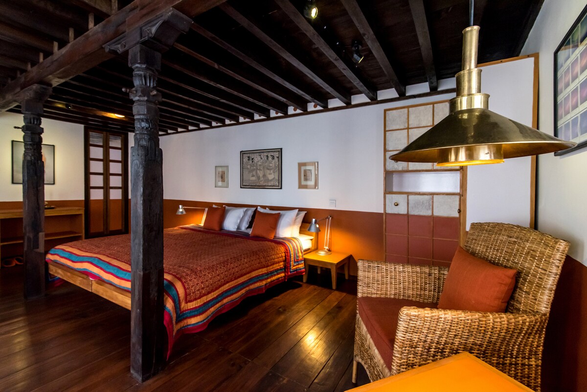 Moon 1 at Milla Guesthouse Bhaktapur — photo