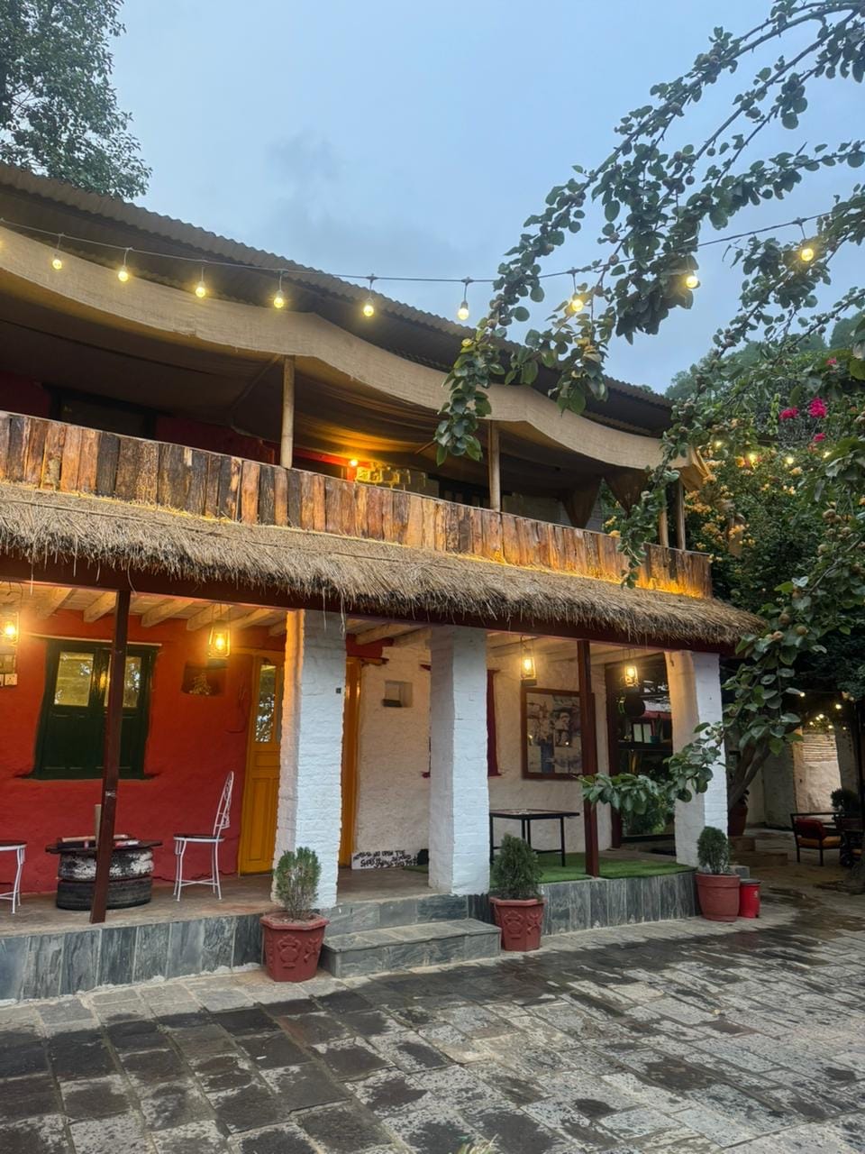 CozyRoom in Nagarjun Kathmandu +Breakfast buffet