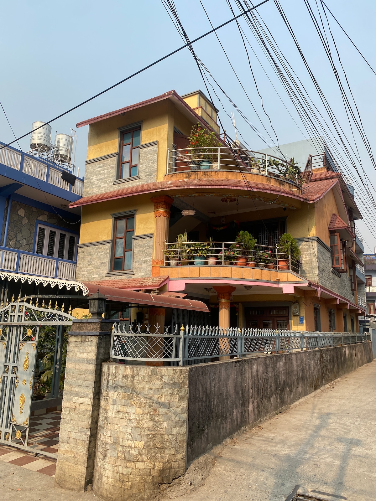 Entire flat with scenic views