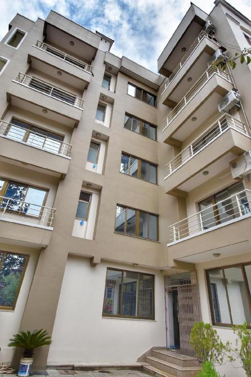 2 Bedroom Luxrious Apartment in Lazimpat — photo