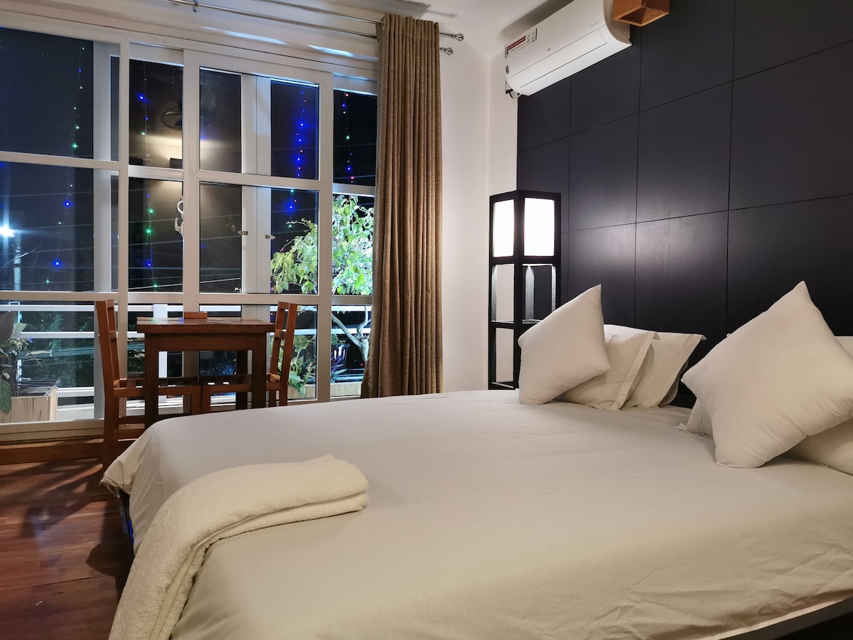 Studio (with fully equipped kitchen, private bath) — photo