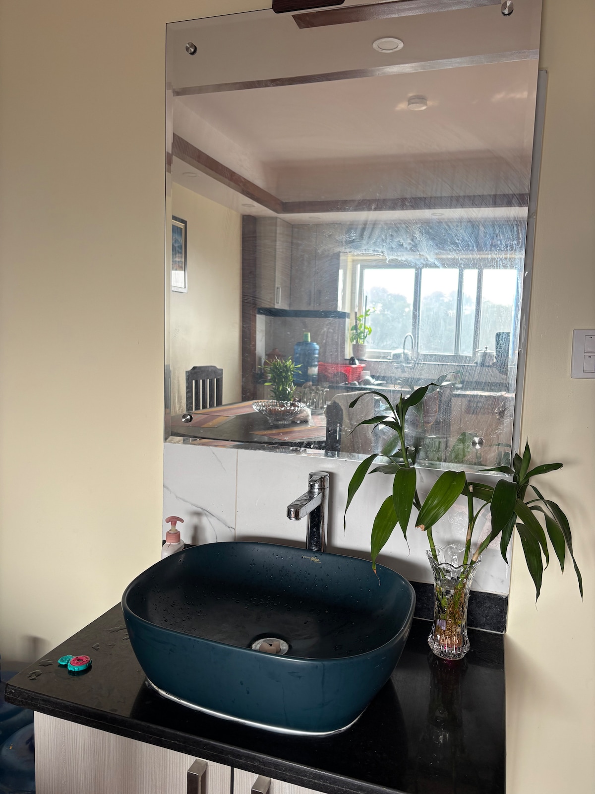 Niro Suite Home — photo