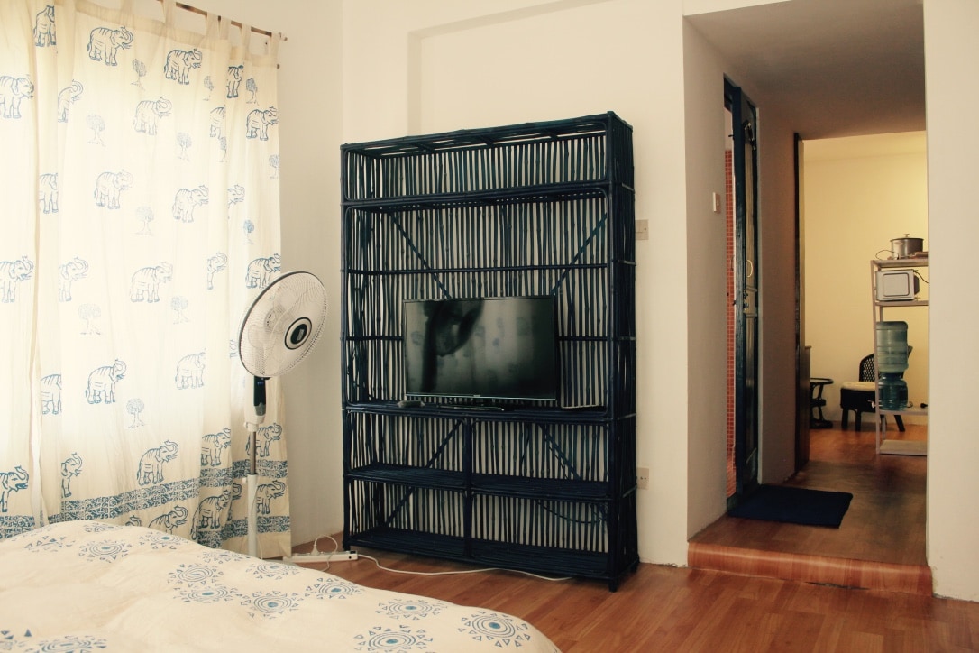 Cosy 1BK apartment next to woods (with garden)