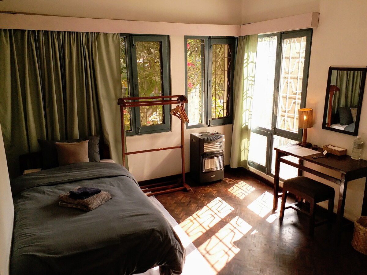 Salon de Kathmandu B&B - Room 1 (with breakfast) — photo
