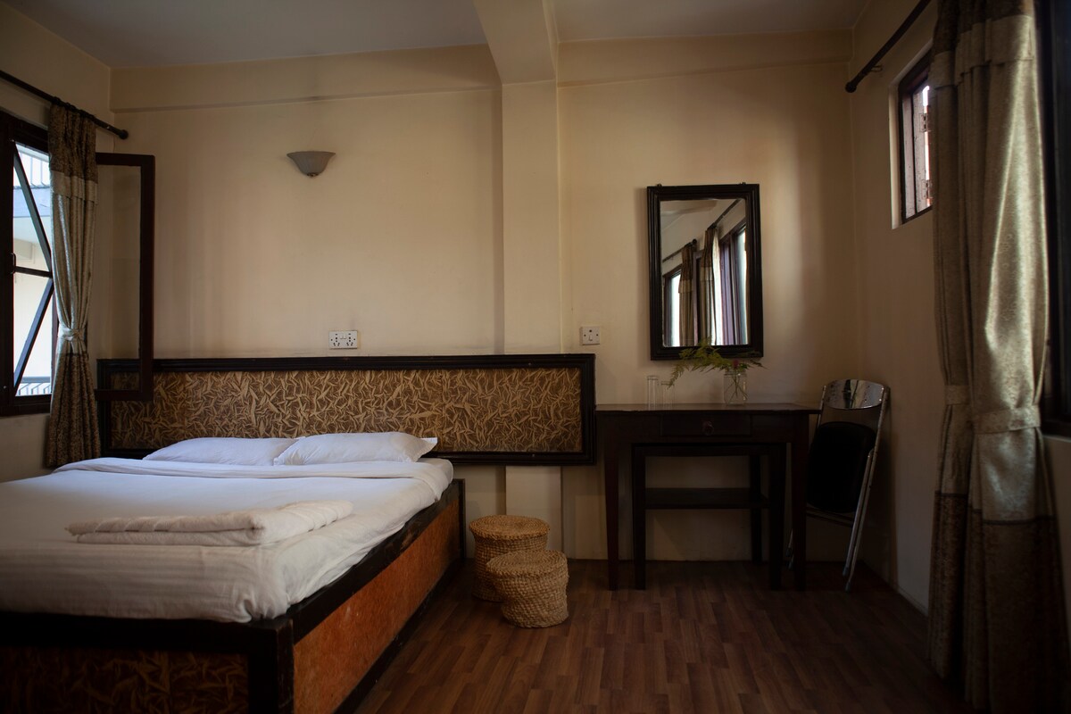 apartment with city view — photo