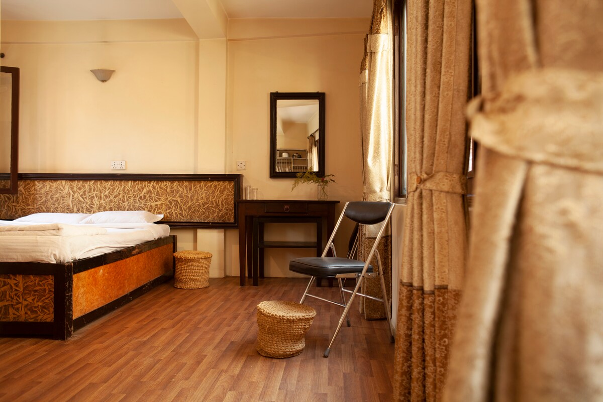 apartment with city view — photo