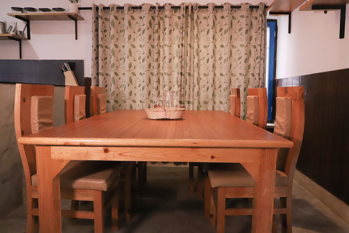 Sunny Suite with Balcony — photo