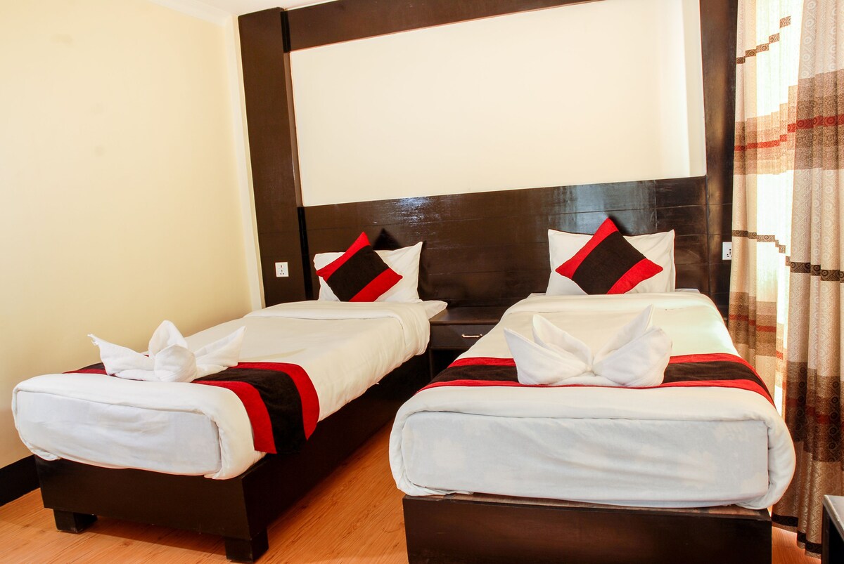 Kathmandu Regency Hotel- Standard Room — photo