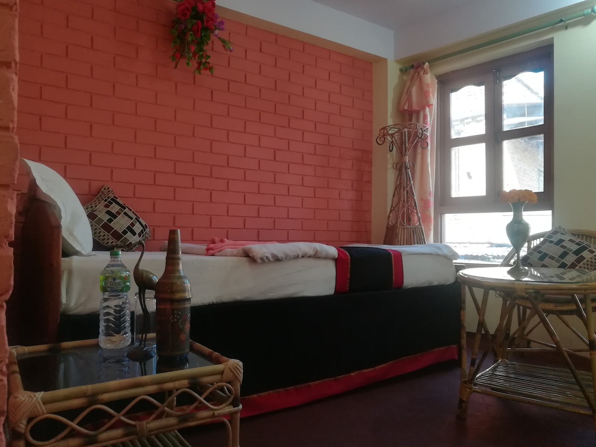 Mountain Guest House durbar square