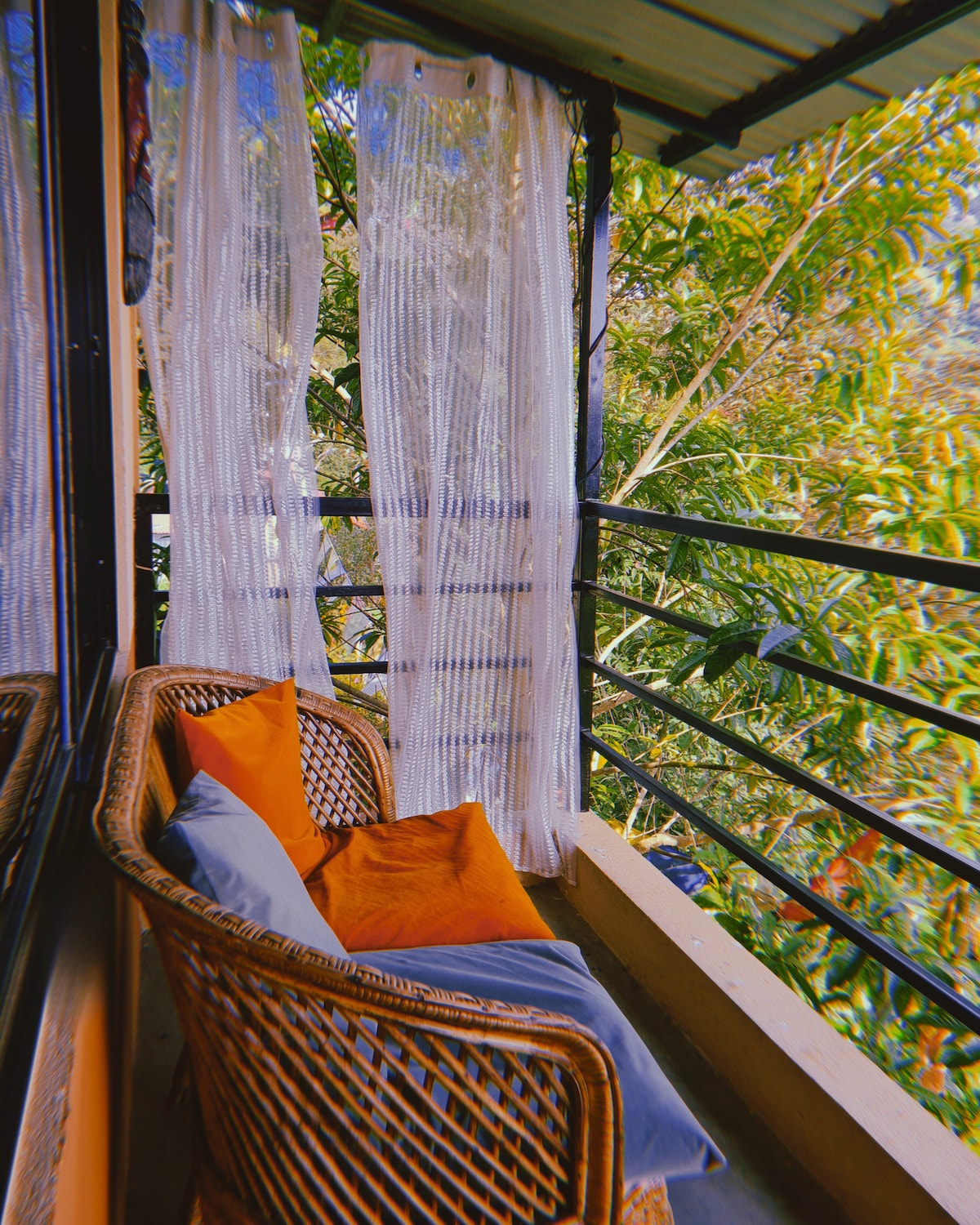 Unique 3BHK Cabin in Peaceful Nagarkot — photo