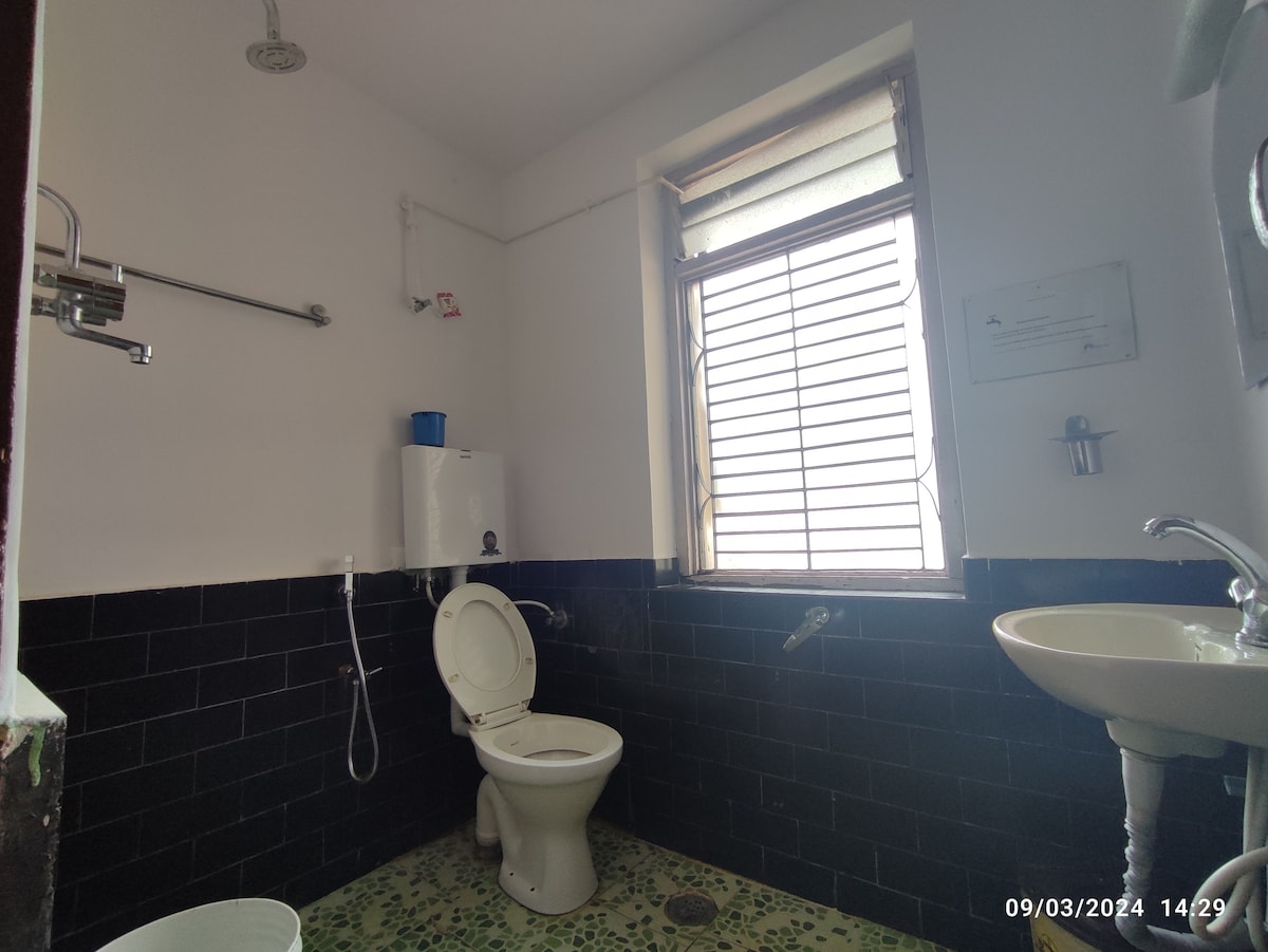 Serene Garden View Room (purple) — photo