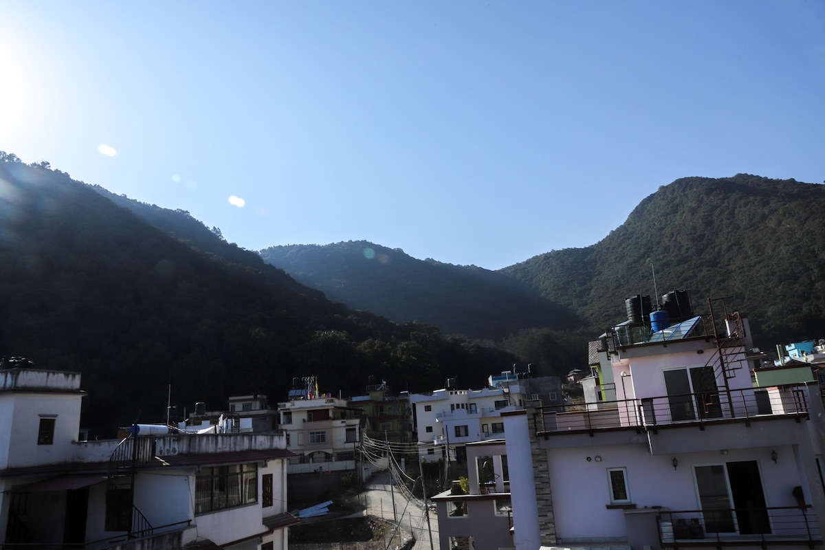 Green View Apartment and Homestay