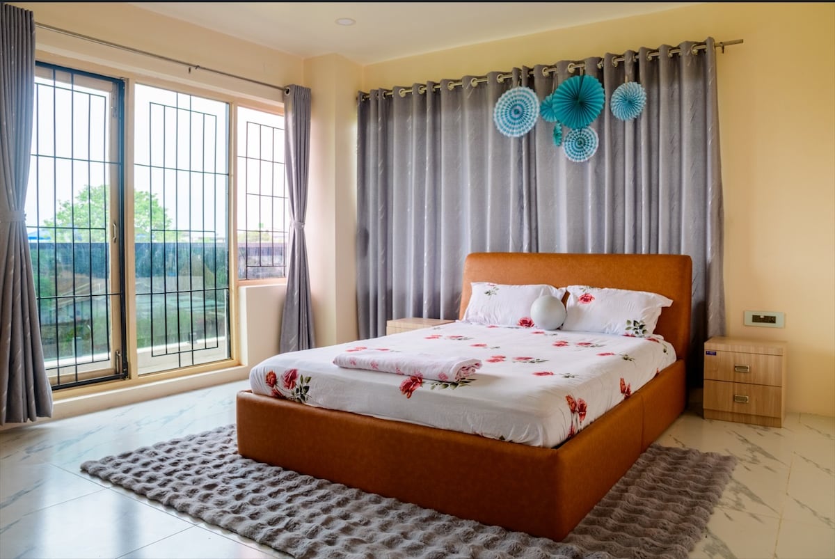 A modern and cozy homestay near jungle of Sauraha. — photo