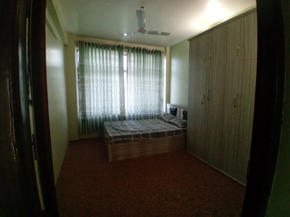 3 Bed Flat with ensuite — photo