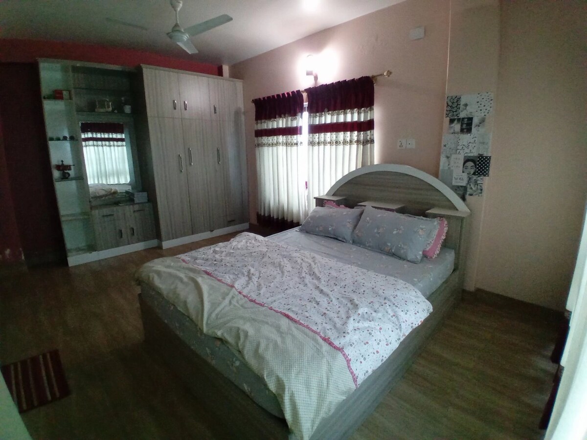 3 Bed Flat with ensuite — photo