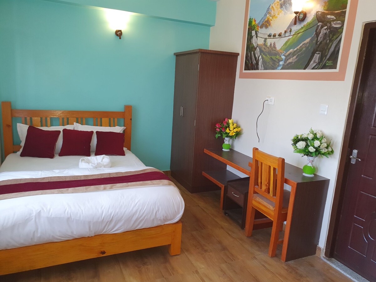 D&D | Silverlake Apartment