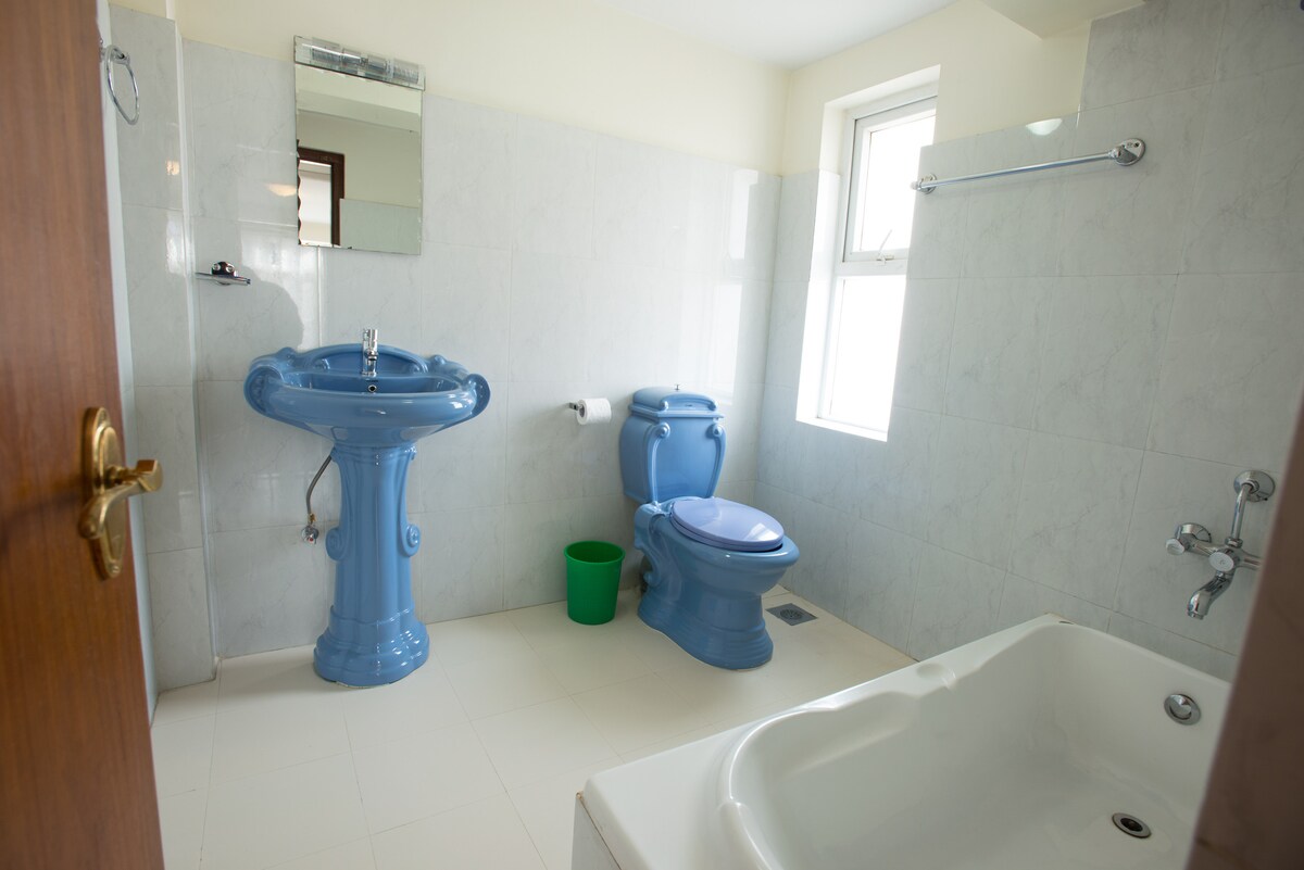 Hotel Yambu-Deluxe Triple — photo