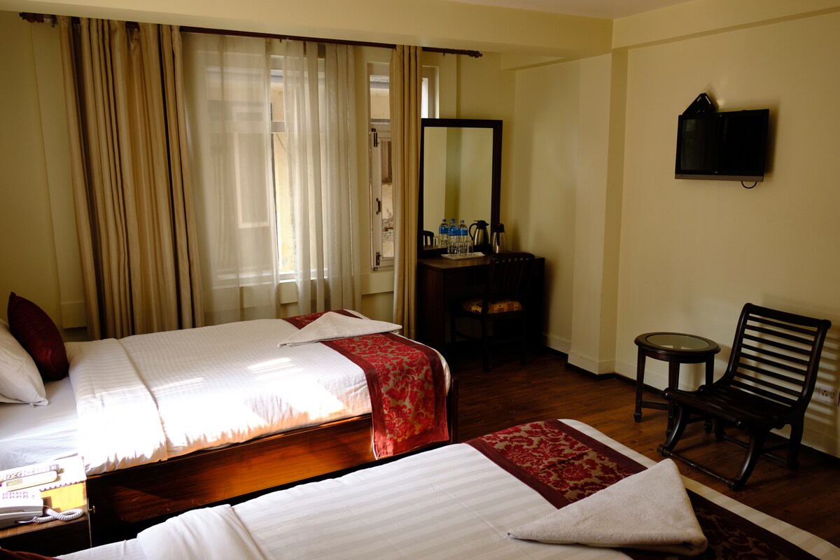 Hotel Yambu-Deluxe Triple — photo