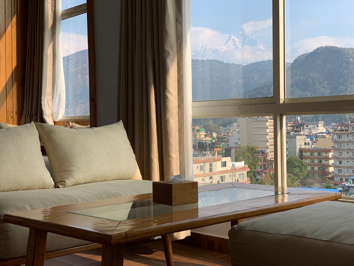 sangrila mountview room — photo