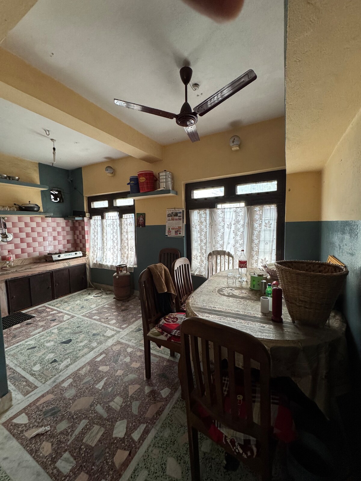 3-bedroom Timeless Getaway with Breathtaking Views — photo