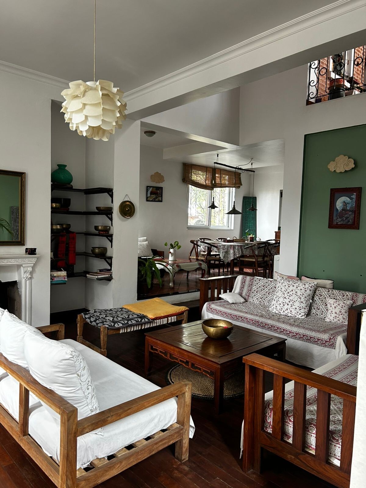 Extra Large Beautiful Room With Garden Views — photo