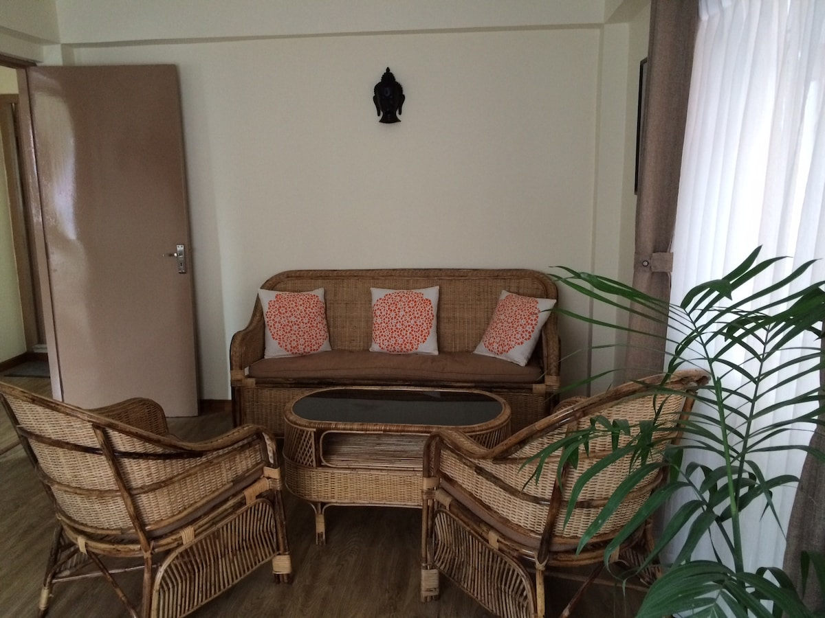 Karma flat: 1 BR flat w/ Rooftop Garden in Teku — photo