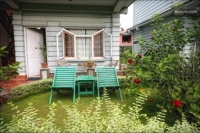 Family room with veranda. — photo