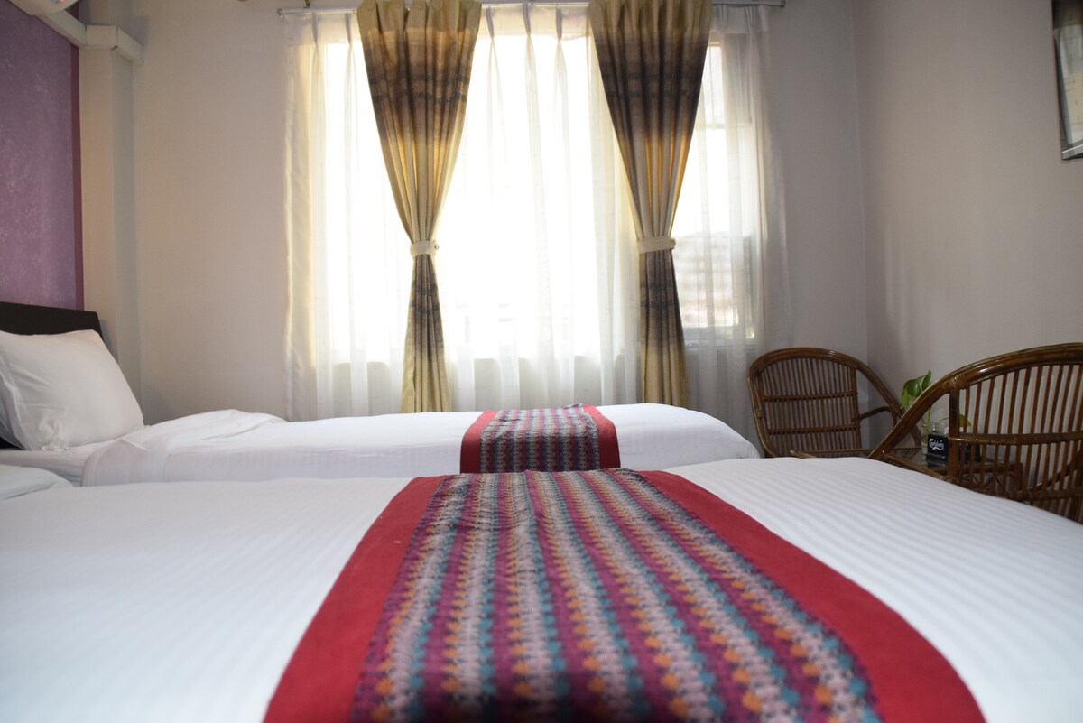 Budget room, attach bathroom in quiet Thamel area — photo