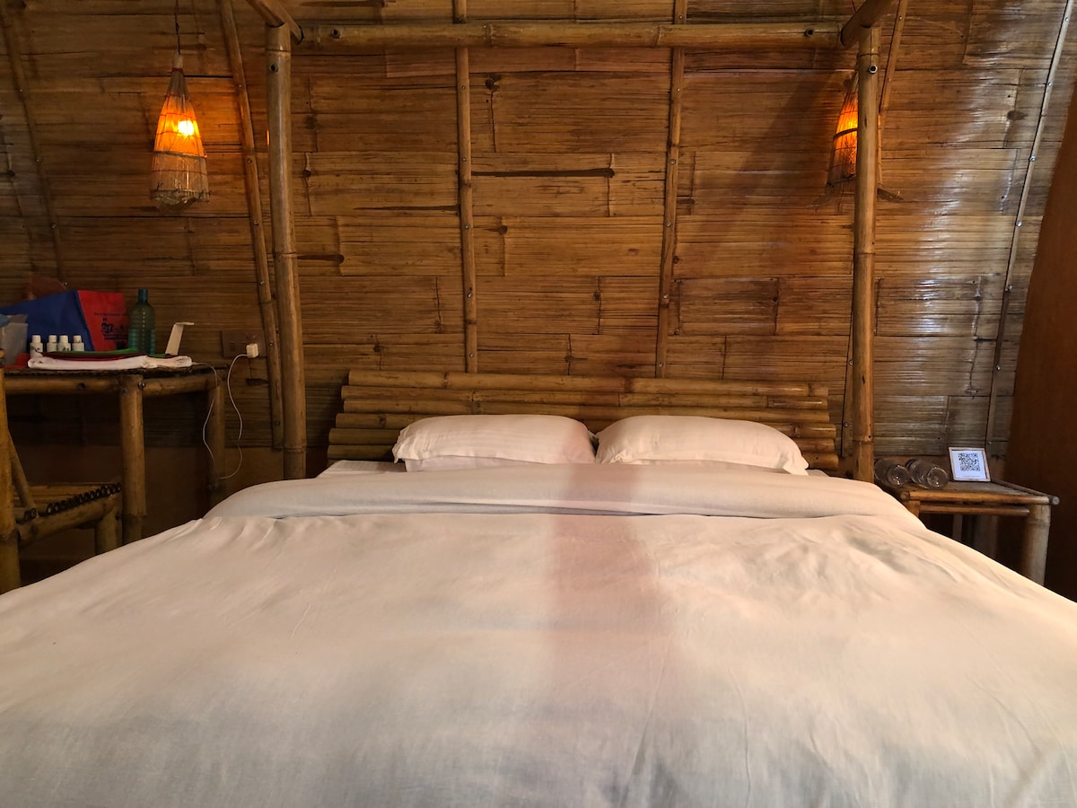 Paulownia Jungle Lodge is heaven on earth. — photo