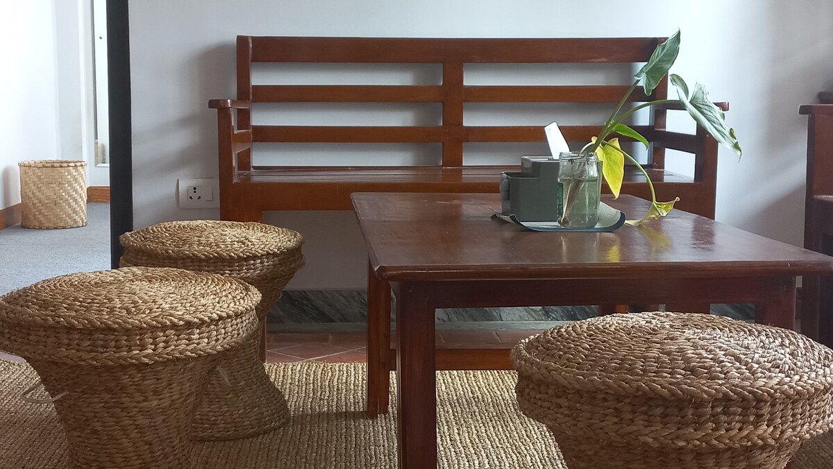 Cozy & Peaceful 2BHK Flat Near Mediciti Hospital — photo