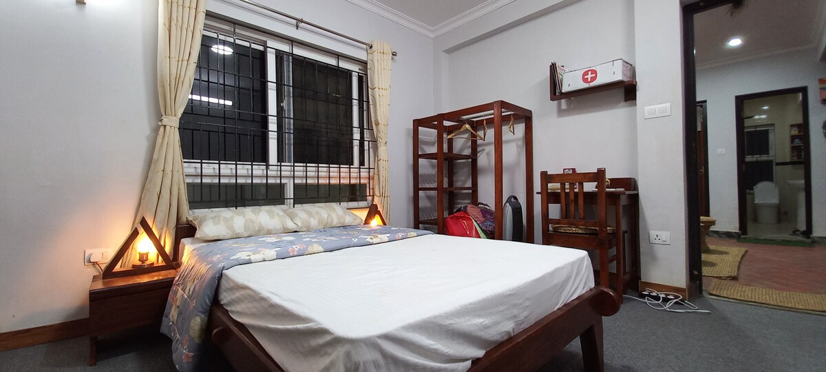 Cozy & Peaceful 2BHK Flat Near Mediciti Hospital — photo