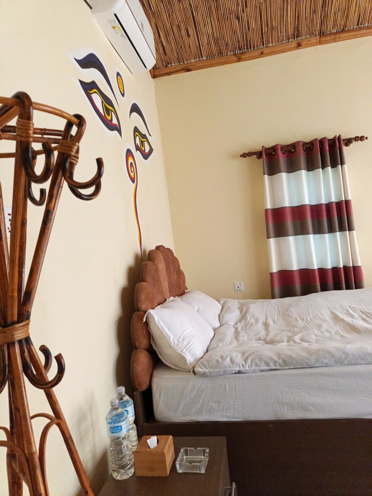 Enjoy Jungle River view and Deers from your bed.