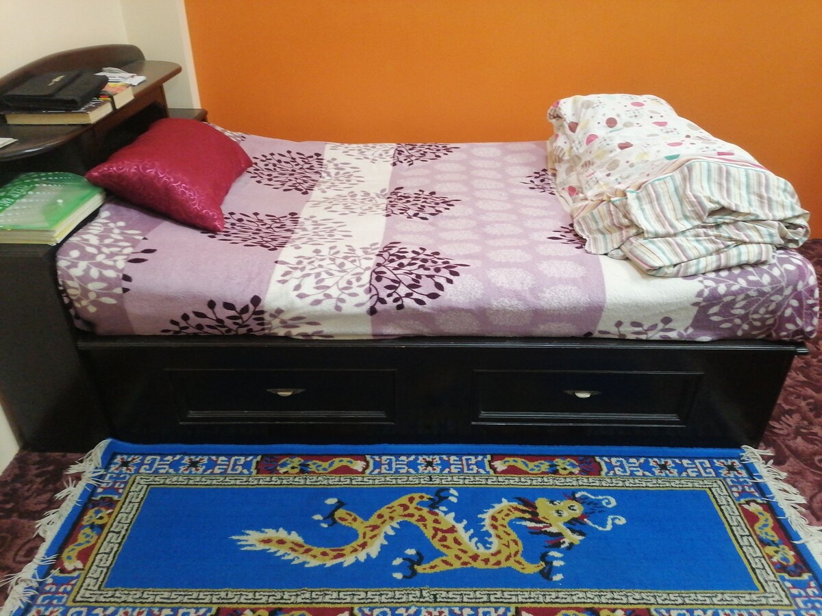 Exclusive 2 rooms with bathroom. — photo