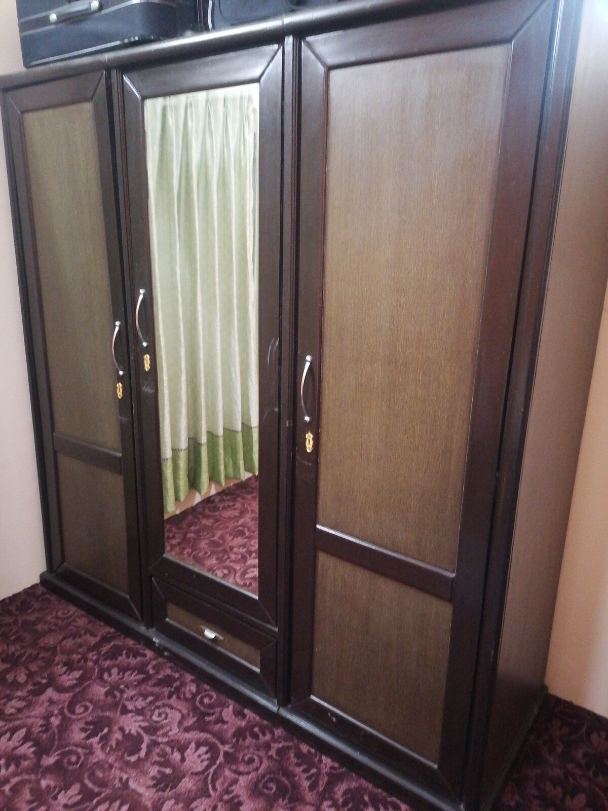 Exclusive 2 rooms with bathroom. — photo