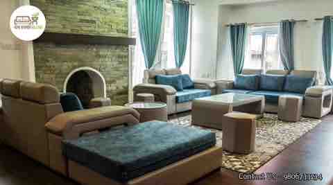 Modern 2 bedroom in the heart of vibrant Lakeside!