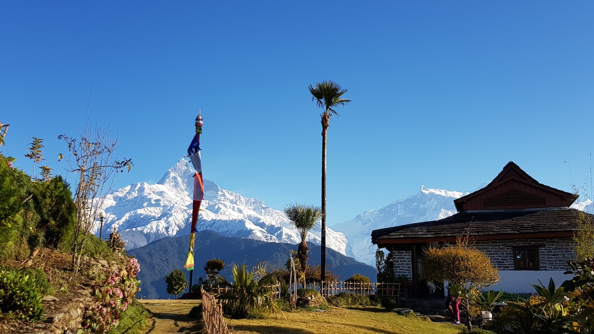 ES Deurali Resort — photo