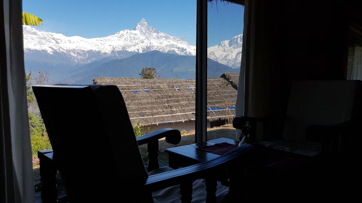 ES Deurali Resort — photo