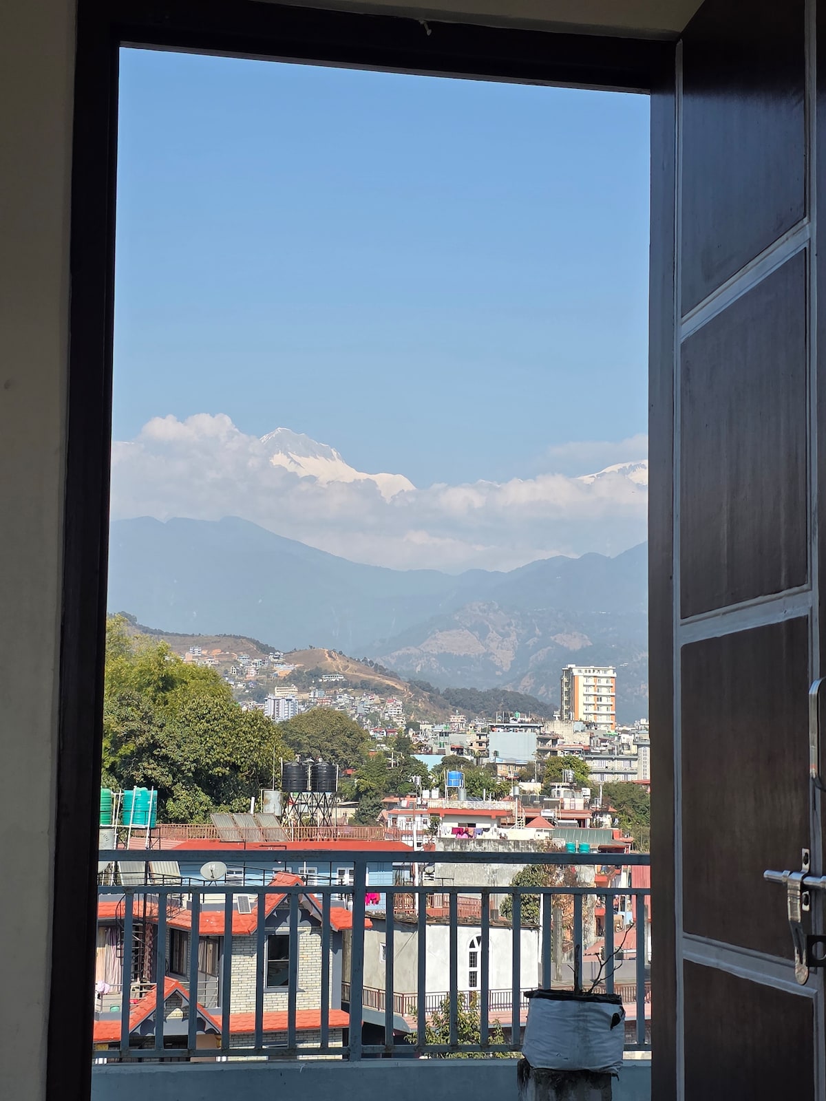 Serene Mountain View Room
