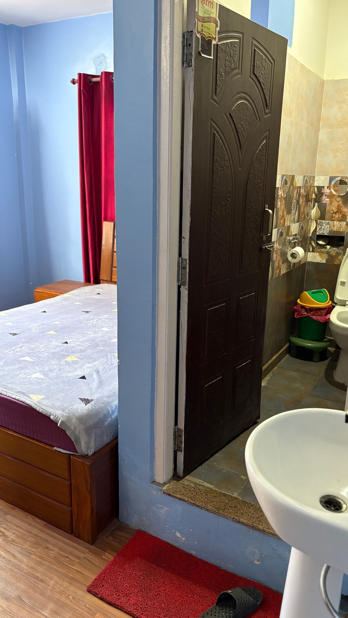 Mindfulness stay in nature — photo