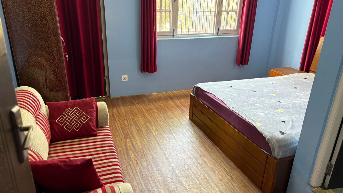 Mindfulness stay in nature — photo