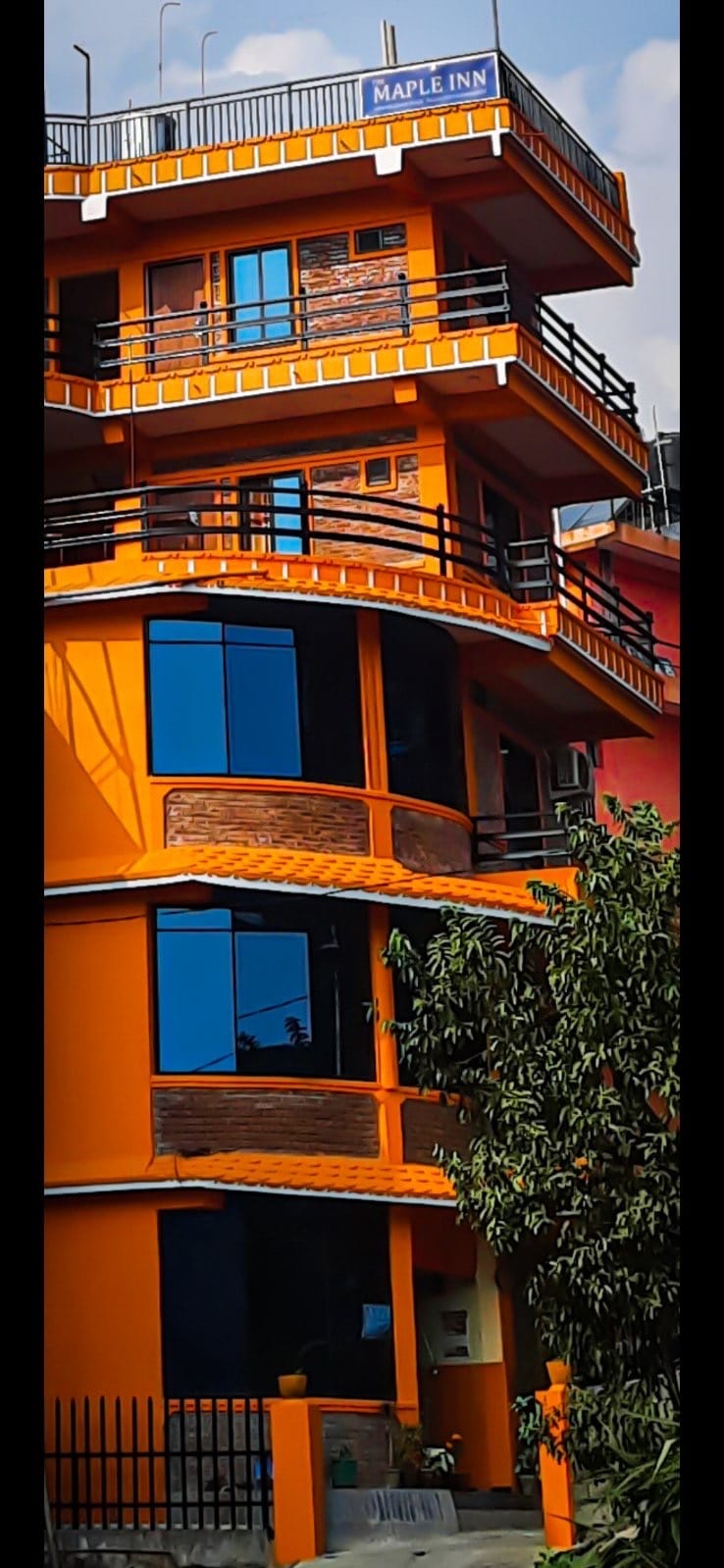 THE MAPLE INN, it's your space ! — photo