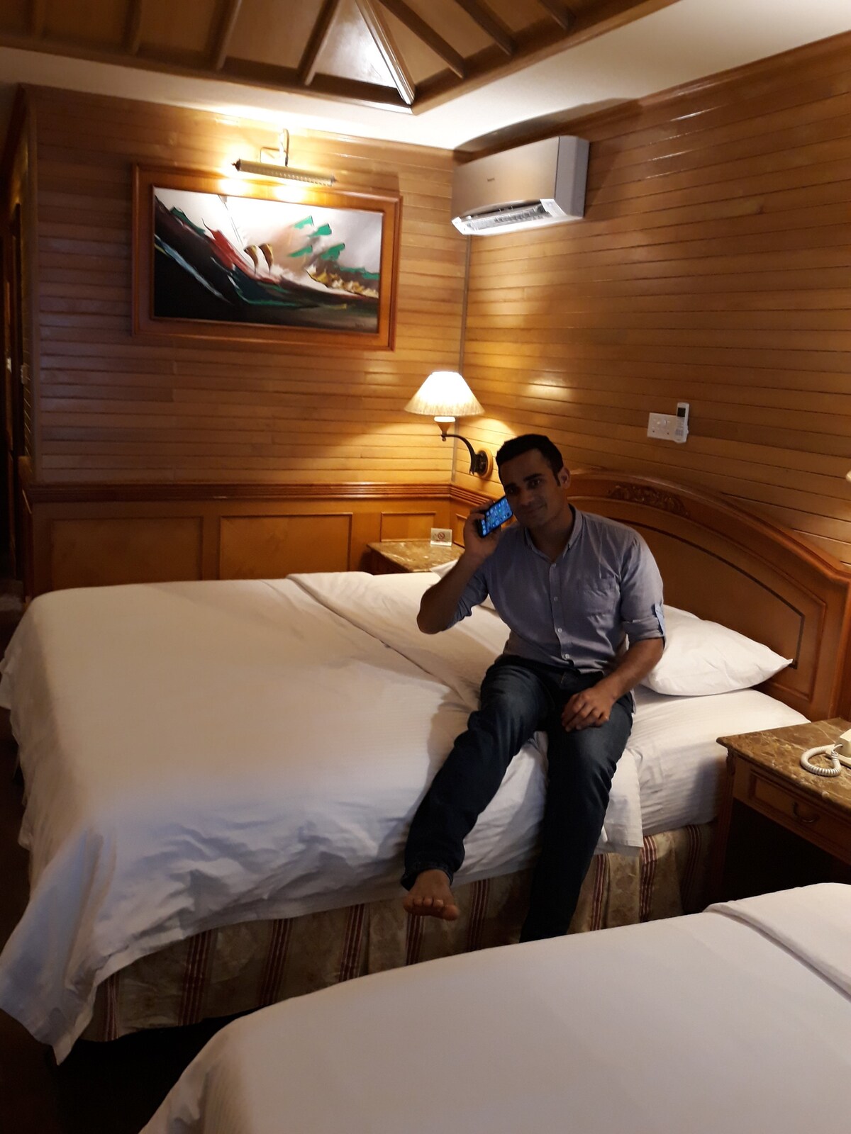 lovely master bed room service with hot shower — photo