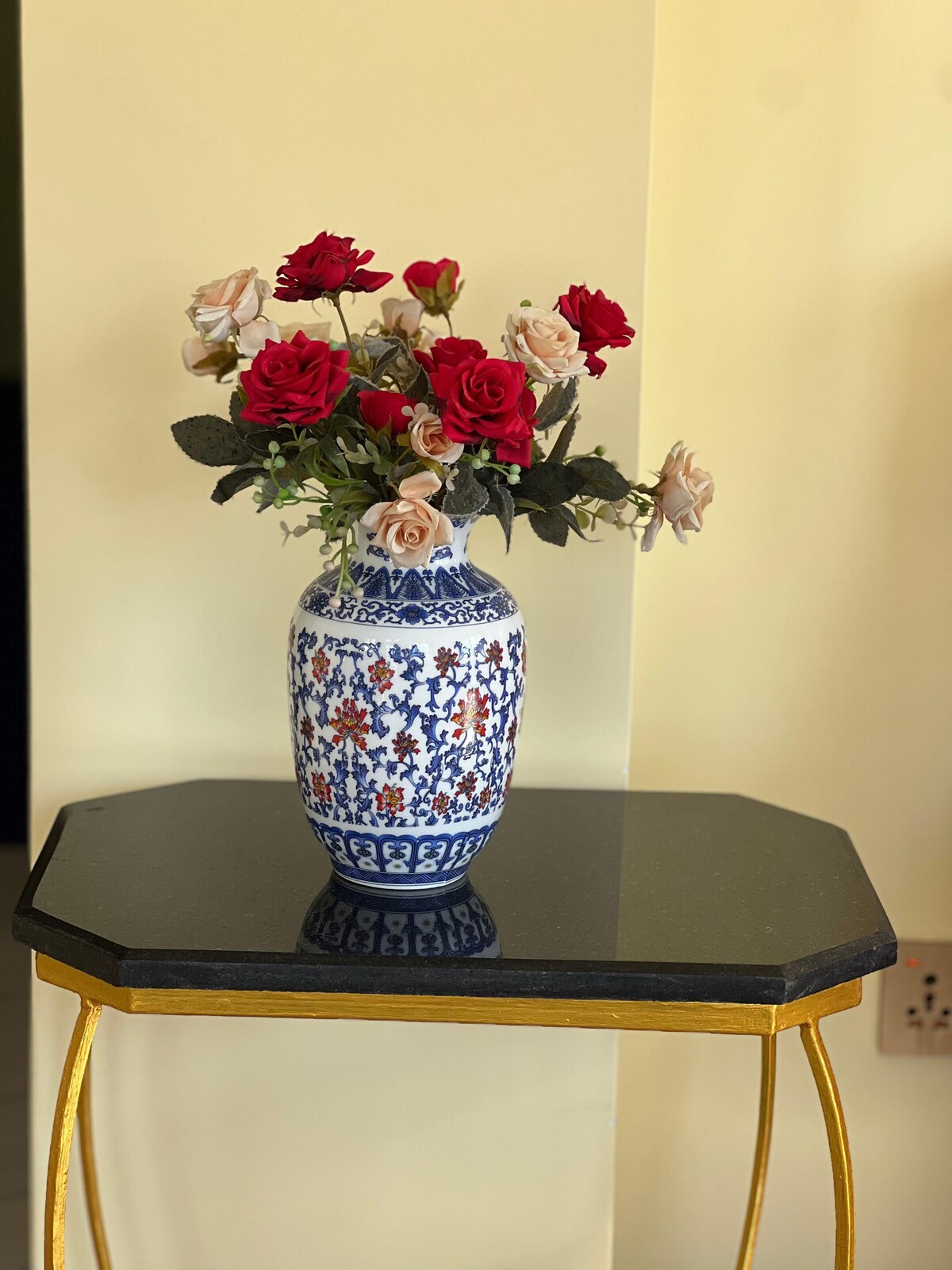 Golfutar Suites — photo