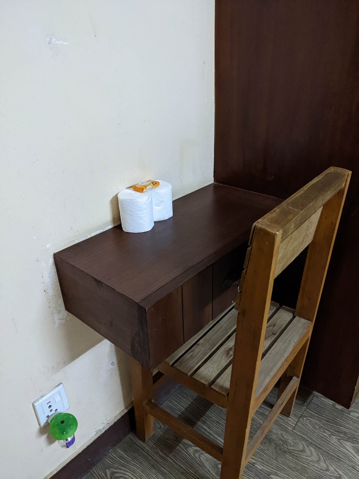 Family Style Hotel room 201- Walk to Lively Thamel — photo