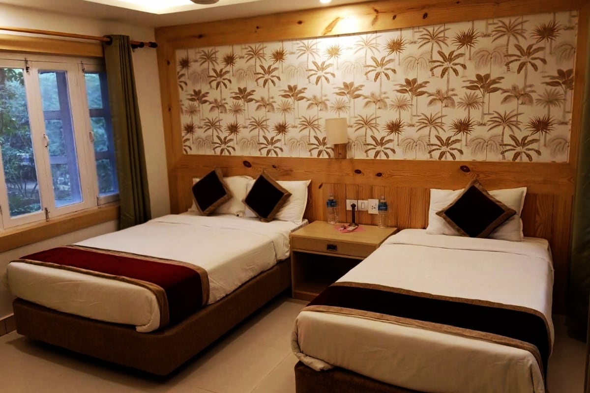 Enjoy the vacation Chitwan-Nepal.