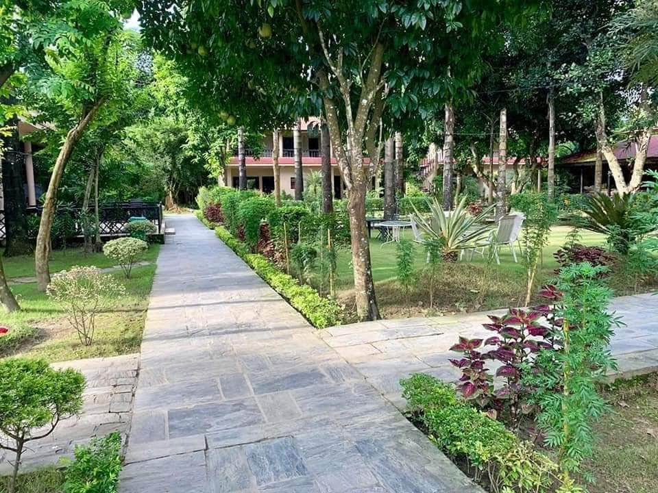 Enjoy the vacation Chitwan-Nepal. — photo