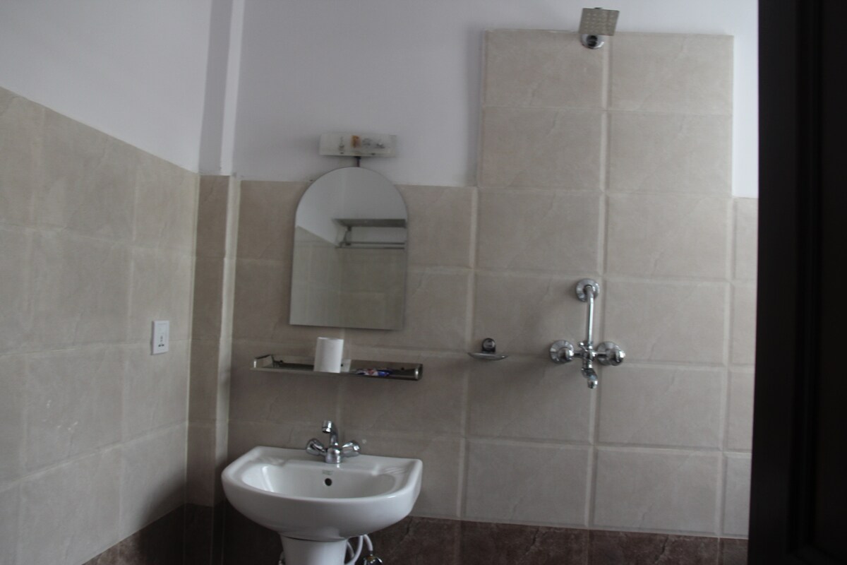 Deluxe Twin Beds Room in peaceful Atmosphere — photo